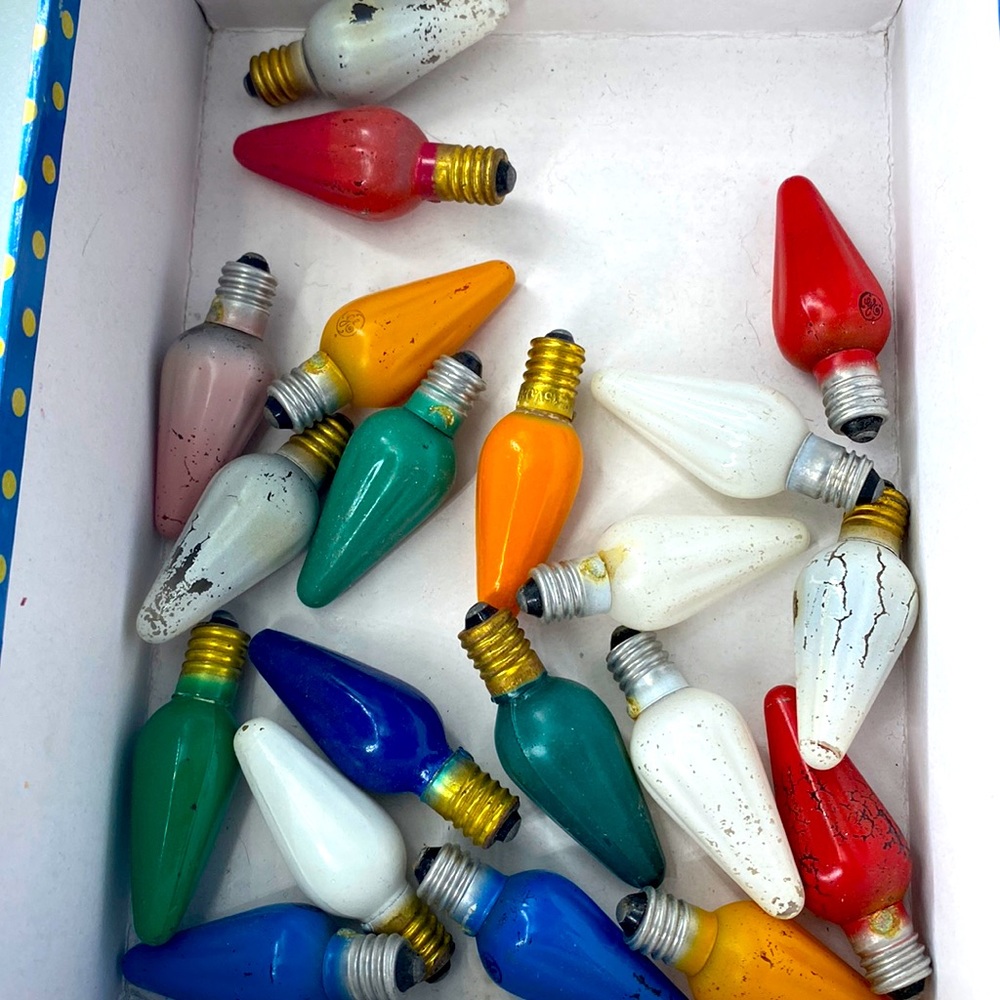 Vintages Holiday Lights